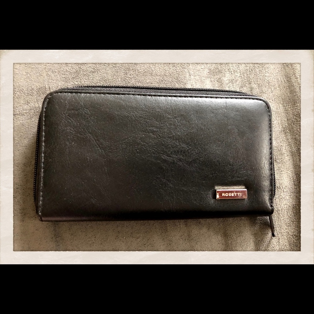 NWOT Black Organizer Wallet